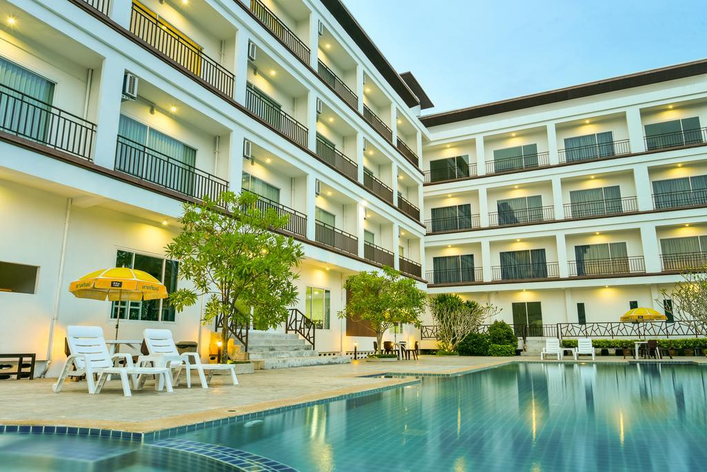 Southgate Residence Hotel - Sha Certified Chumphon Exterior foto