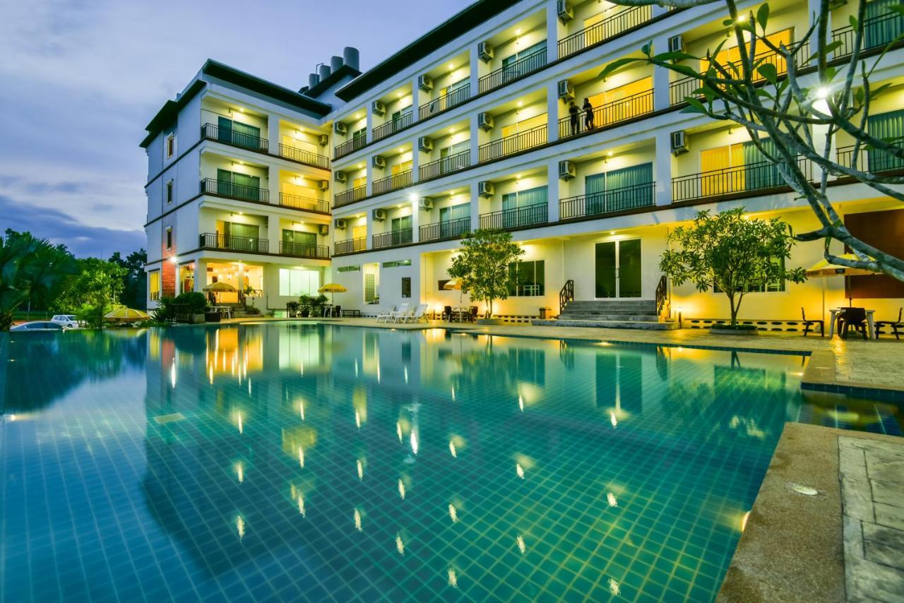 Southgate Residence Hotel - Sha Certified Chumphon Exterior foto